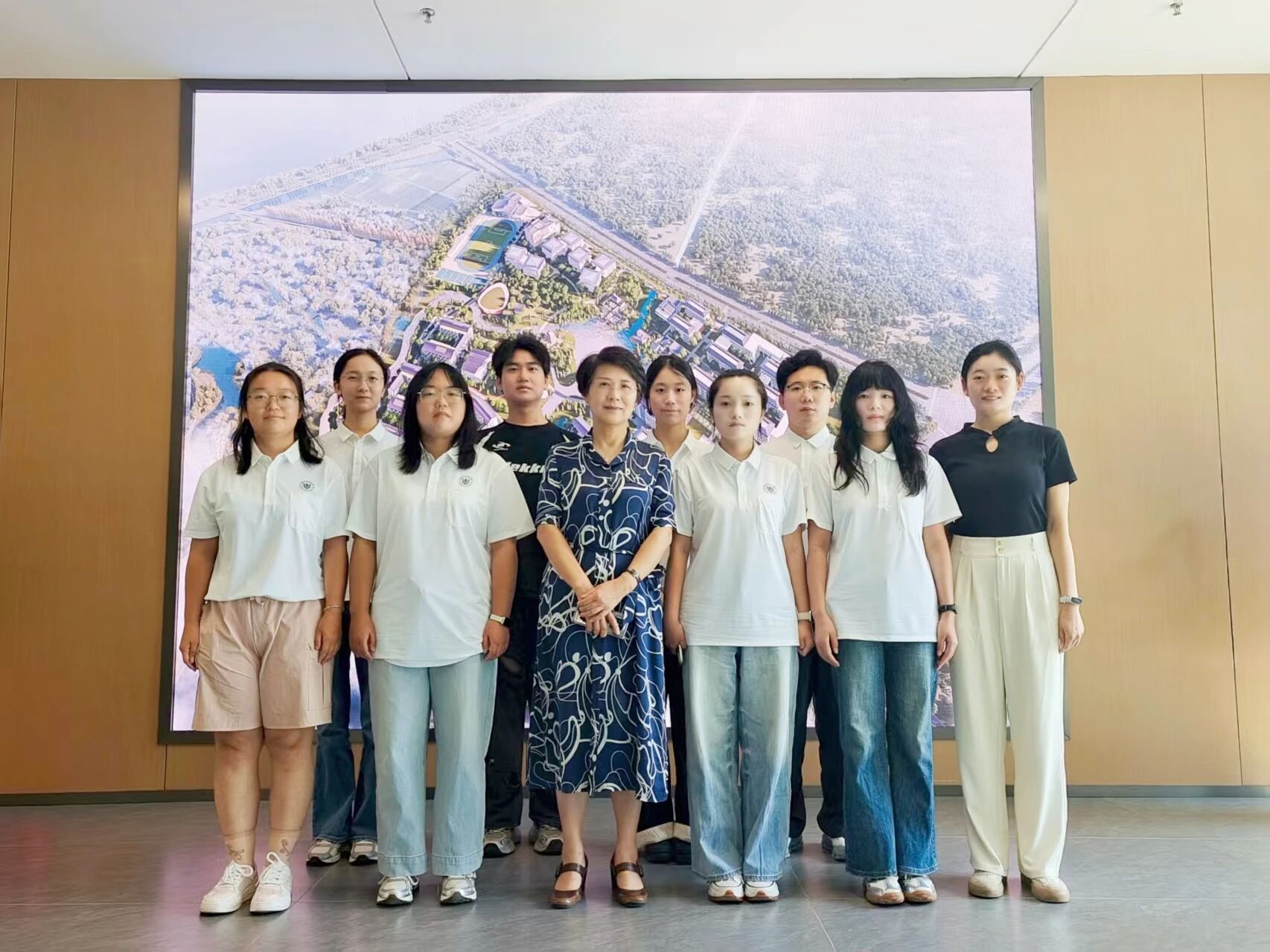 为新学期导航 为成长赋能丨健康产业所2025级硕士新生座谈会顺利召开